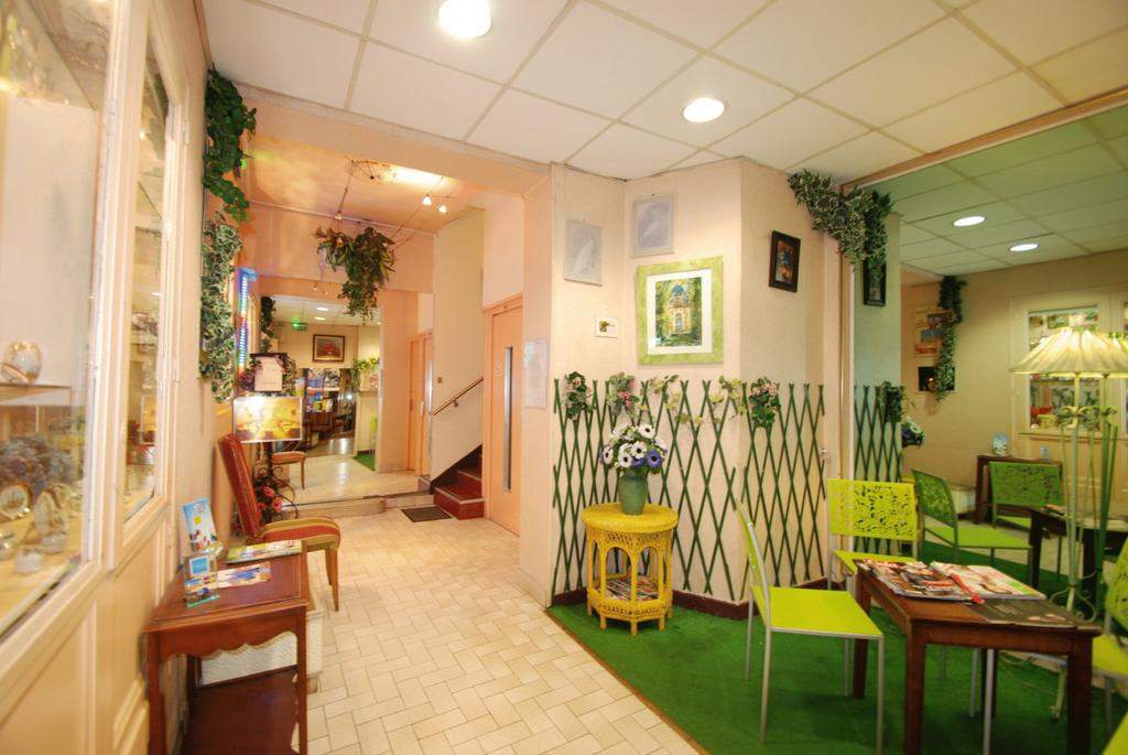 Hotel à Lourdes Près De La Grotte Pension Complete
